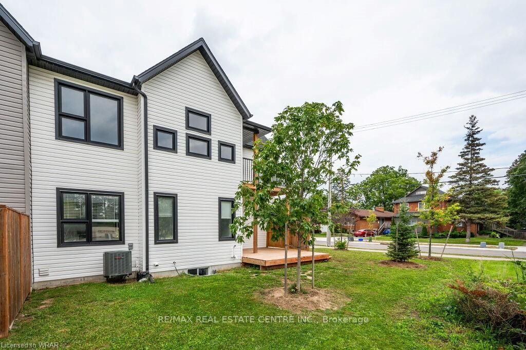 110 Fergus Avenue, #1