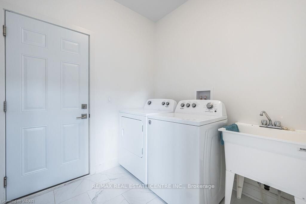 110 Fergus Avenue, #1