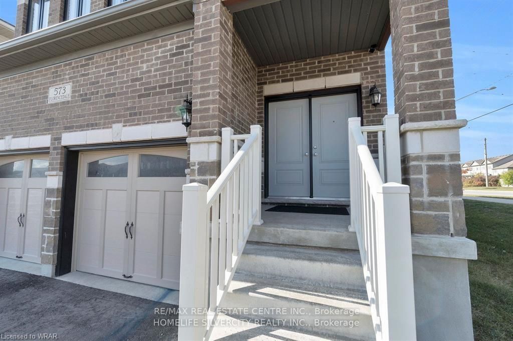 110 Fergus Avenue, #1