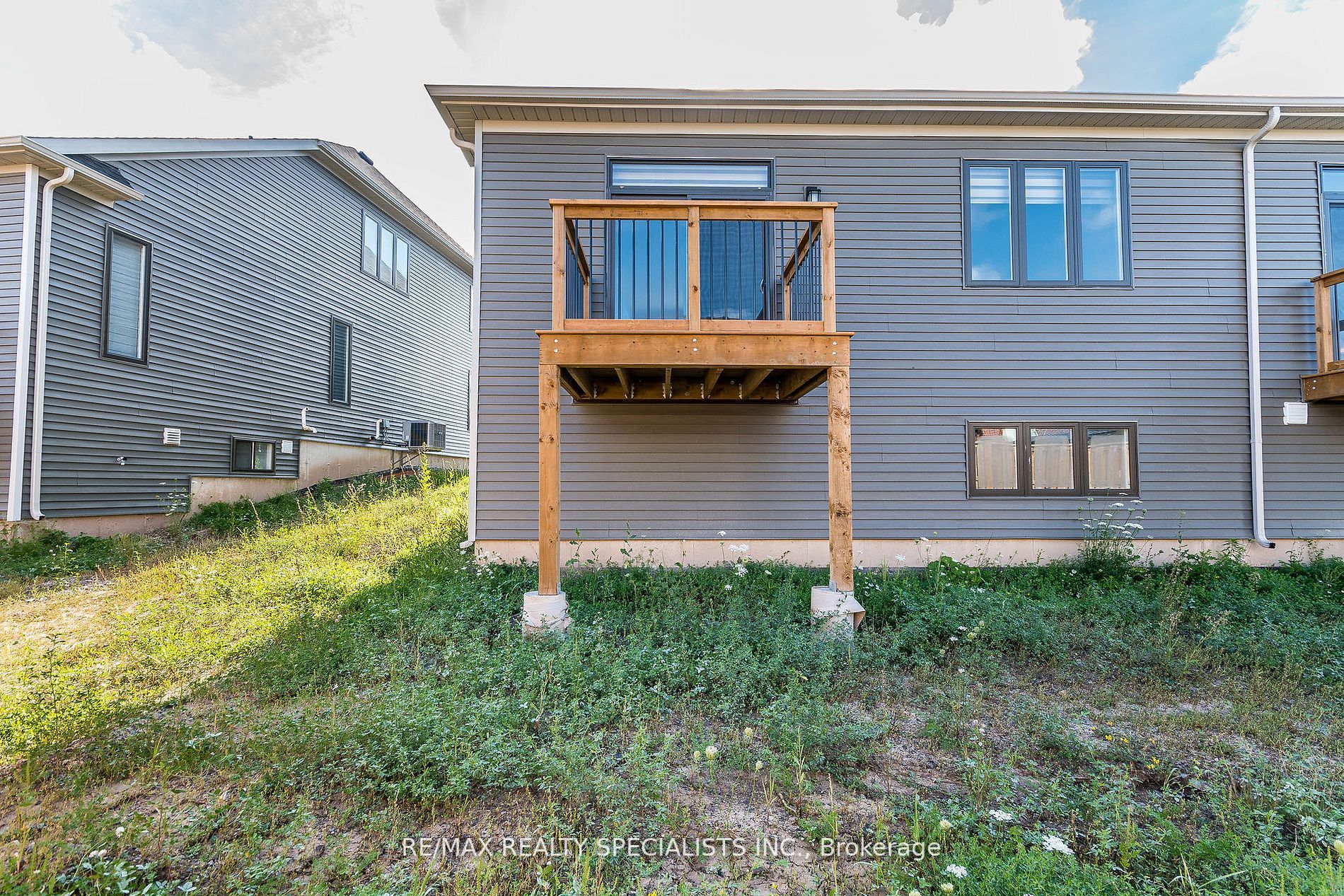 4311 Mann Street, #14