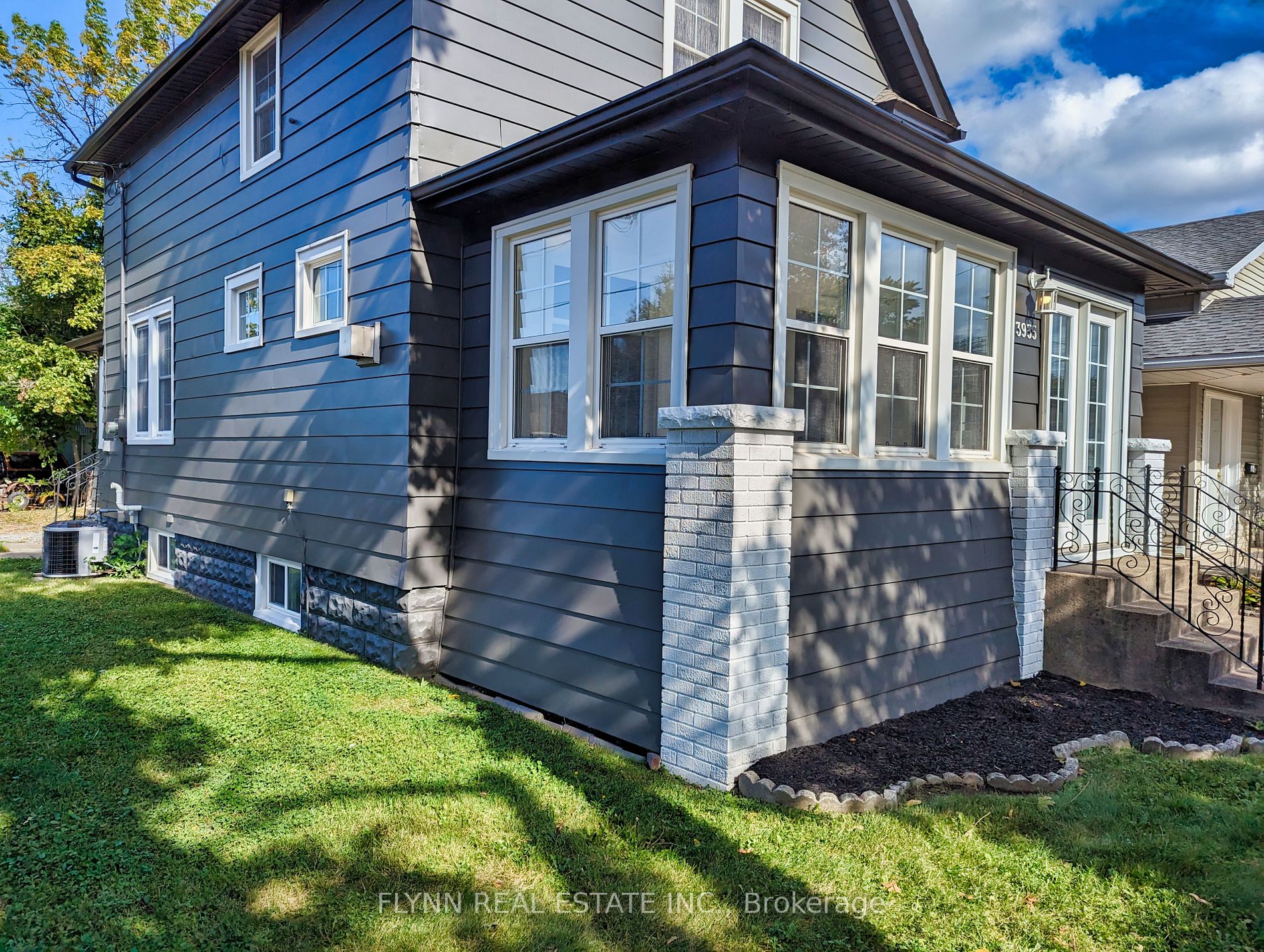 3955 Main St
