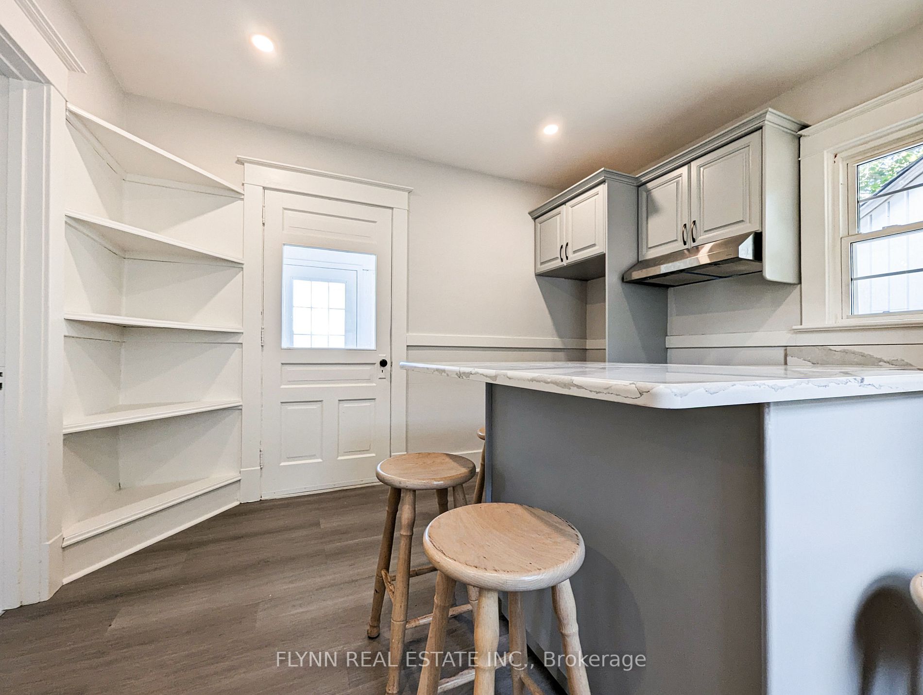 3955 Main St