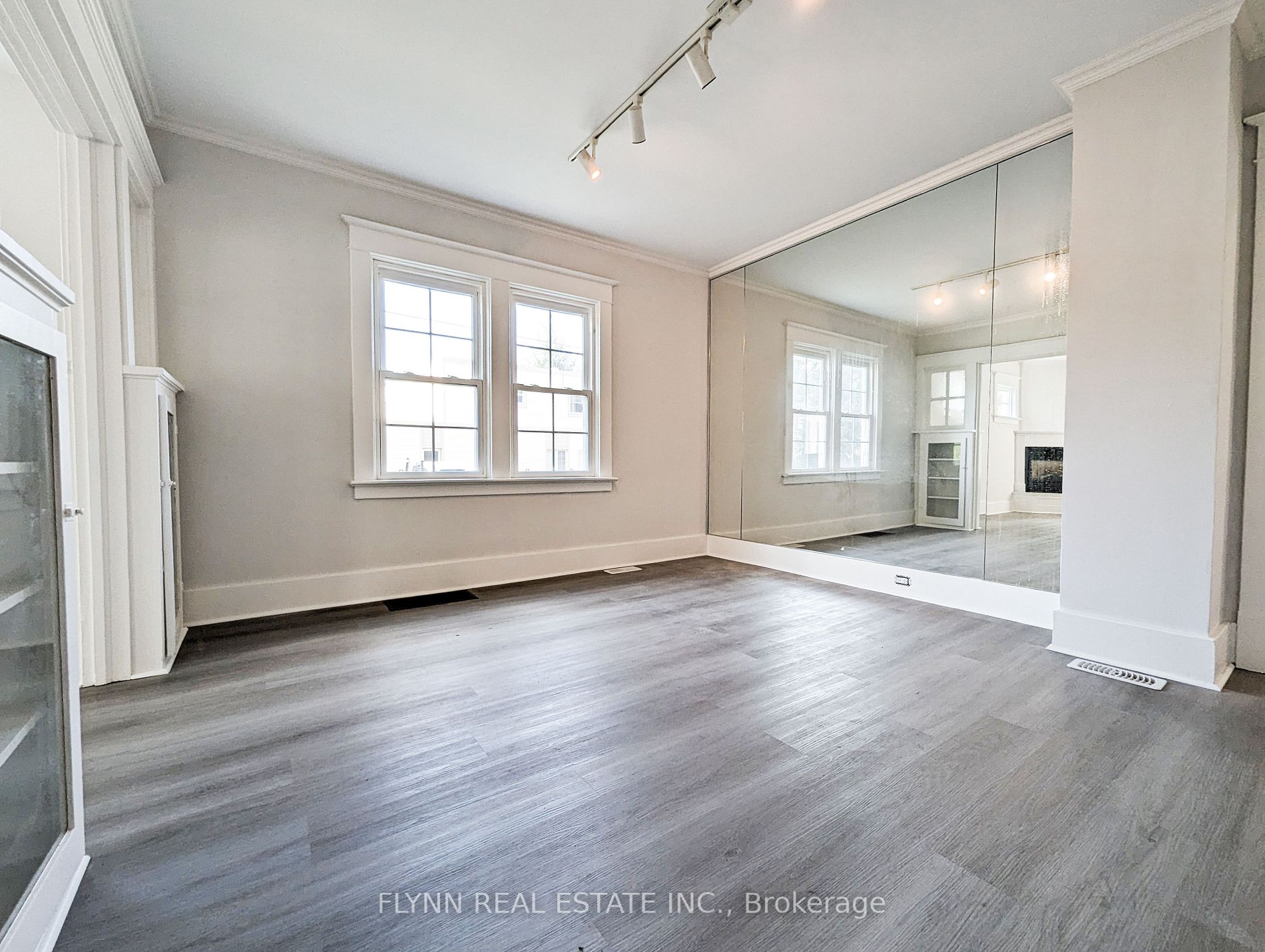 3955 Main St