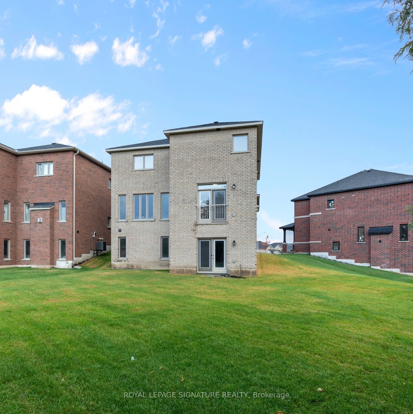 7 Burrows Court