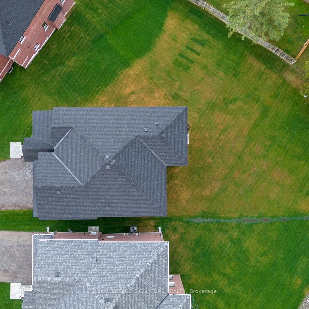 7 Burrows Court