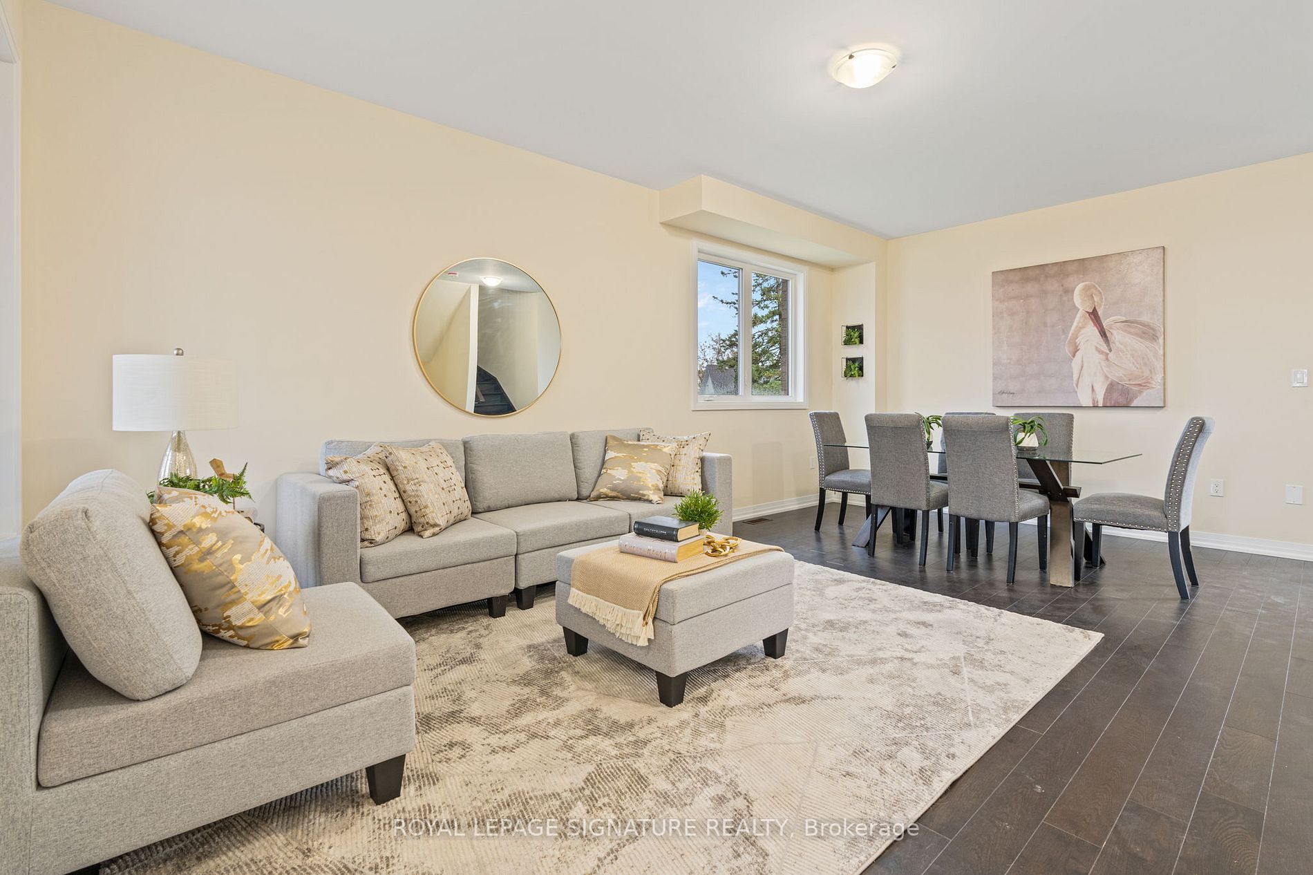7 Burrows Court