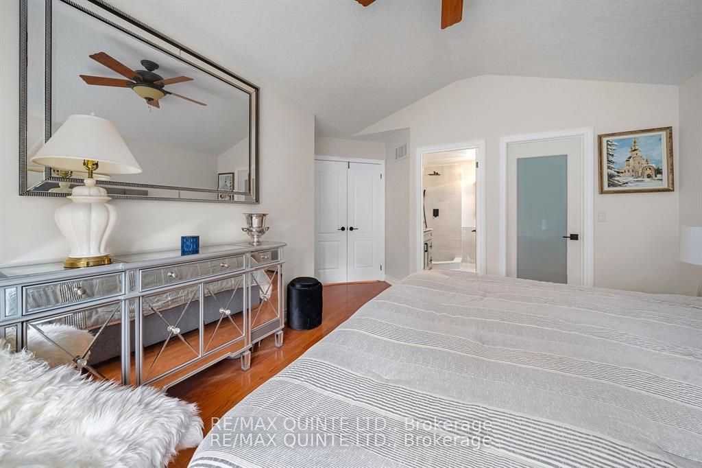 452 Foote Cres