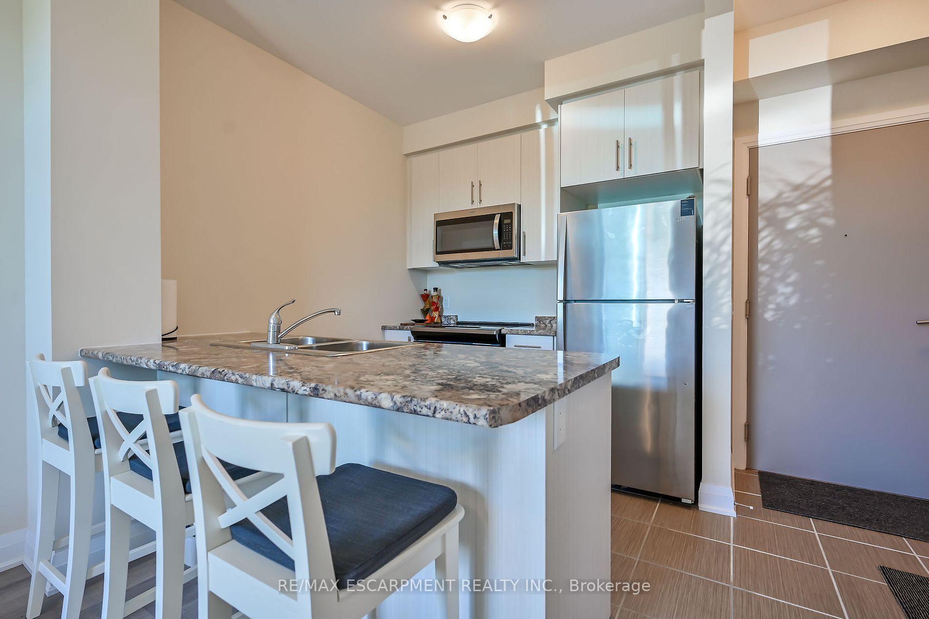 16 Concord Pl, #124