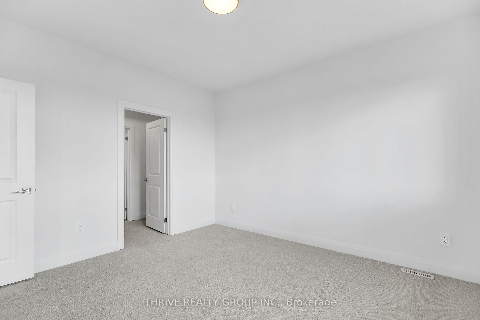1454 Wright Crescent