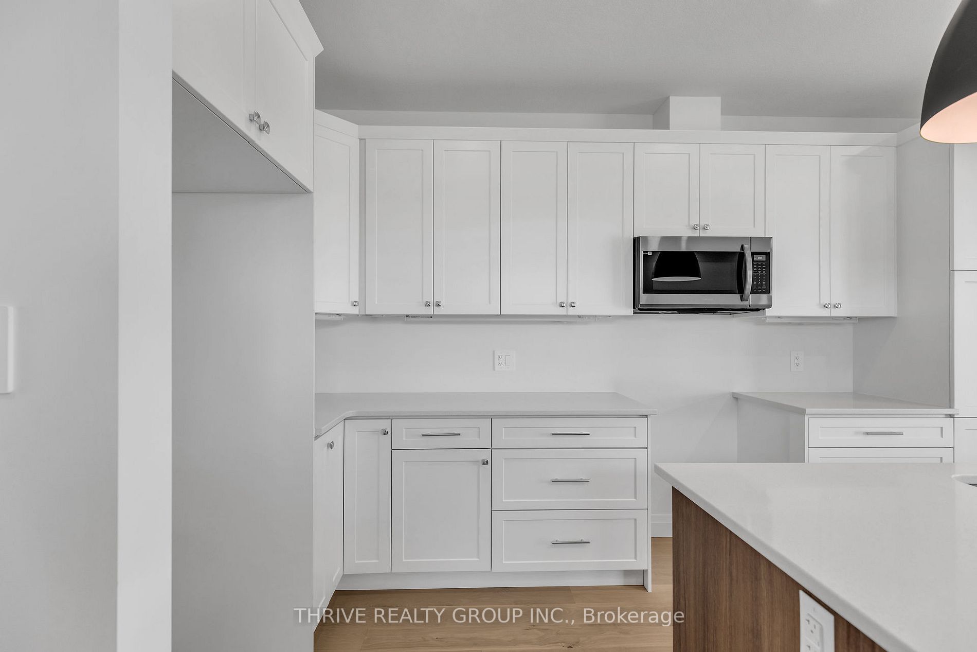 1454 Wright Crescent