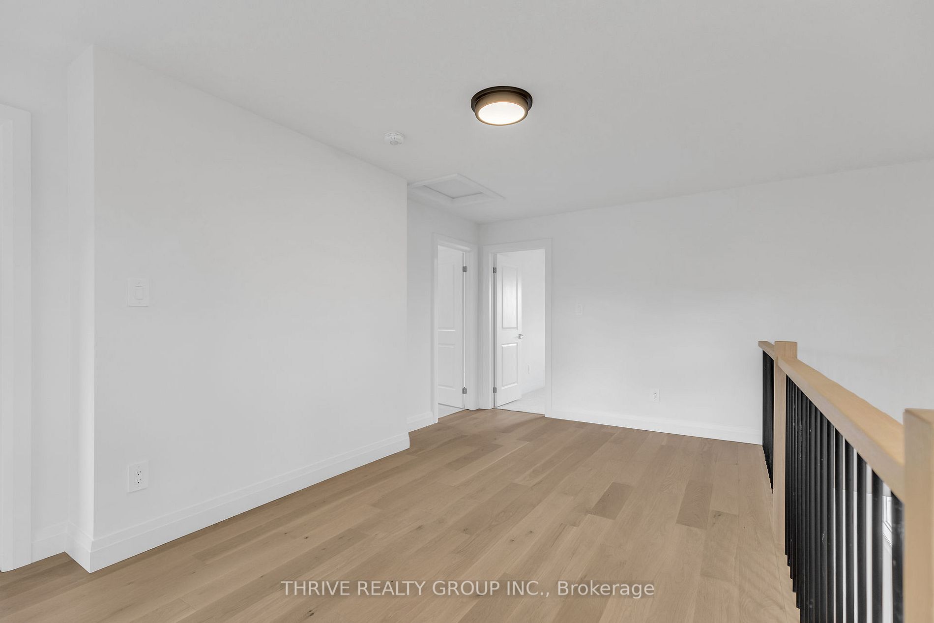 1454 Wright Crescent