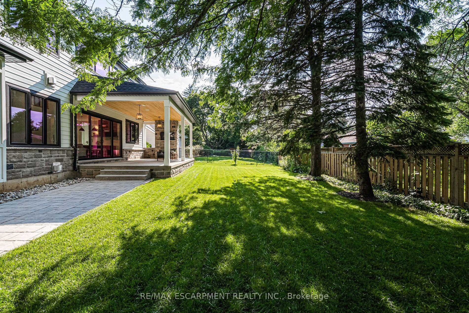 9 Parker Ave