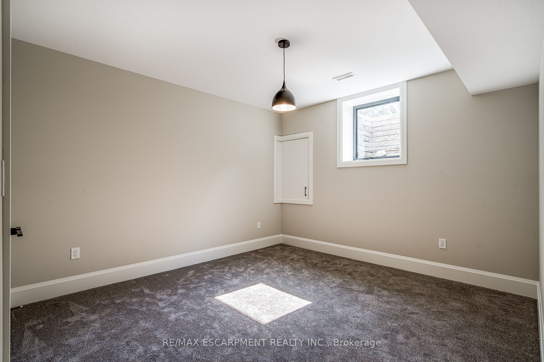 9 Parker Ave