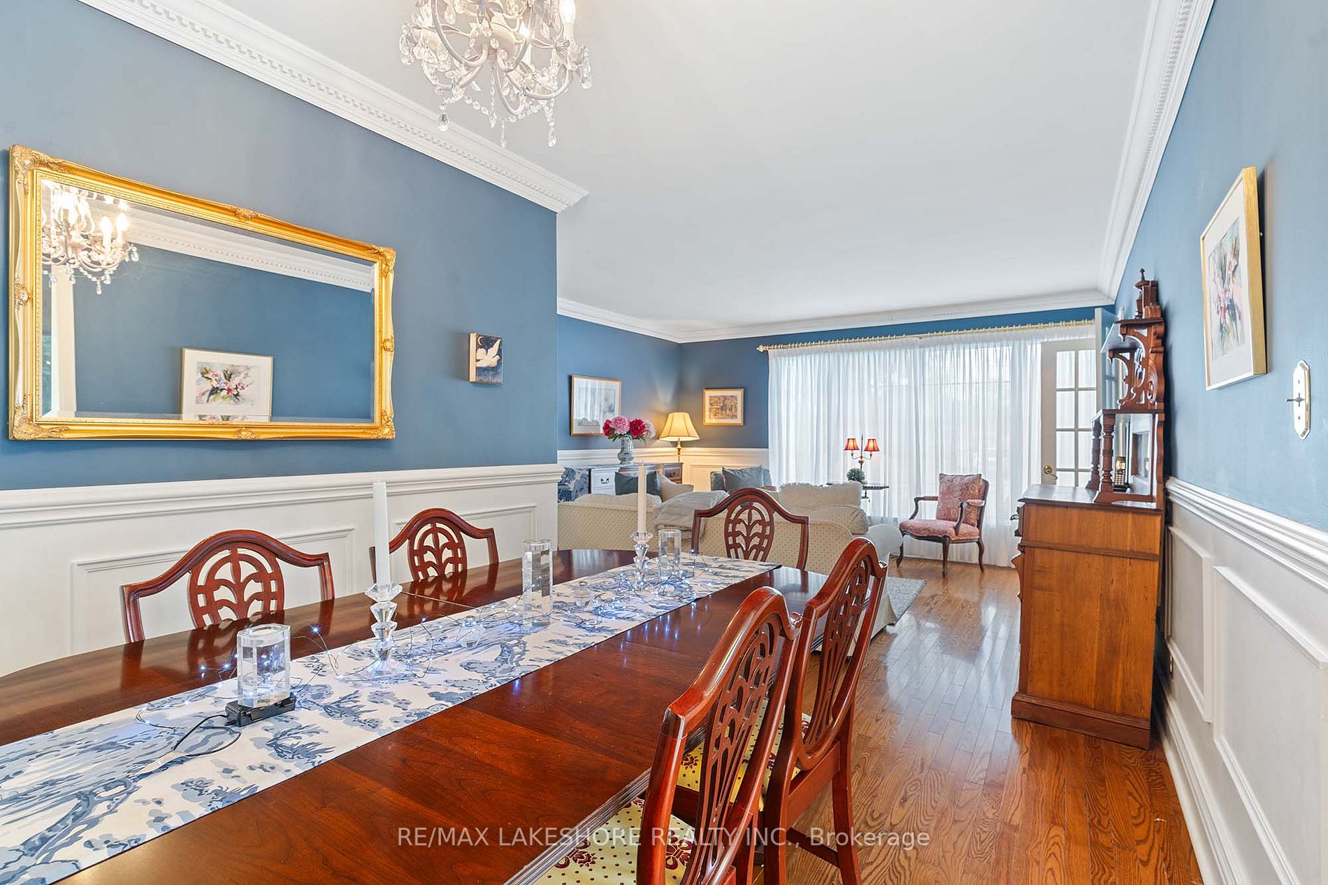 48 Coverdale Ave