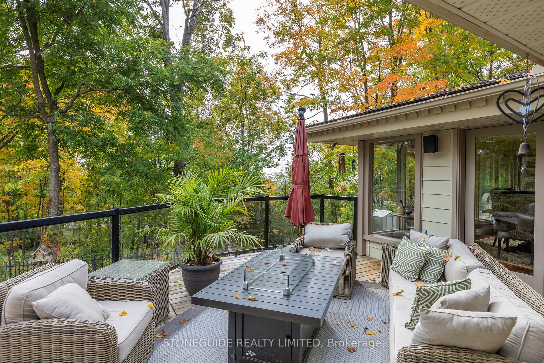 146 Ridgewood Rd