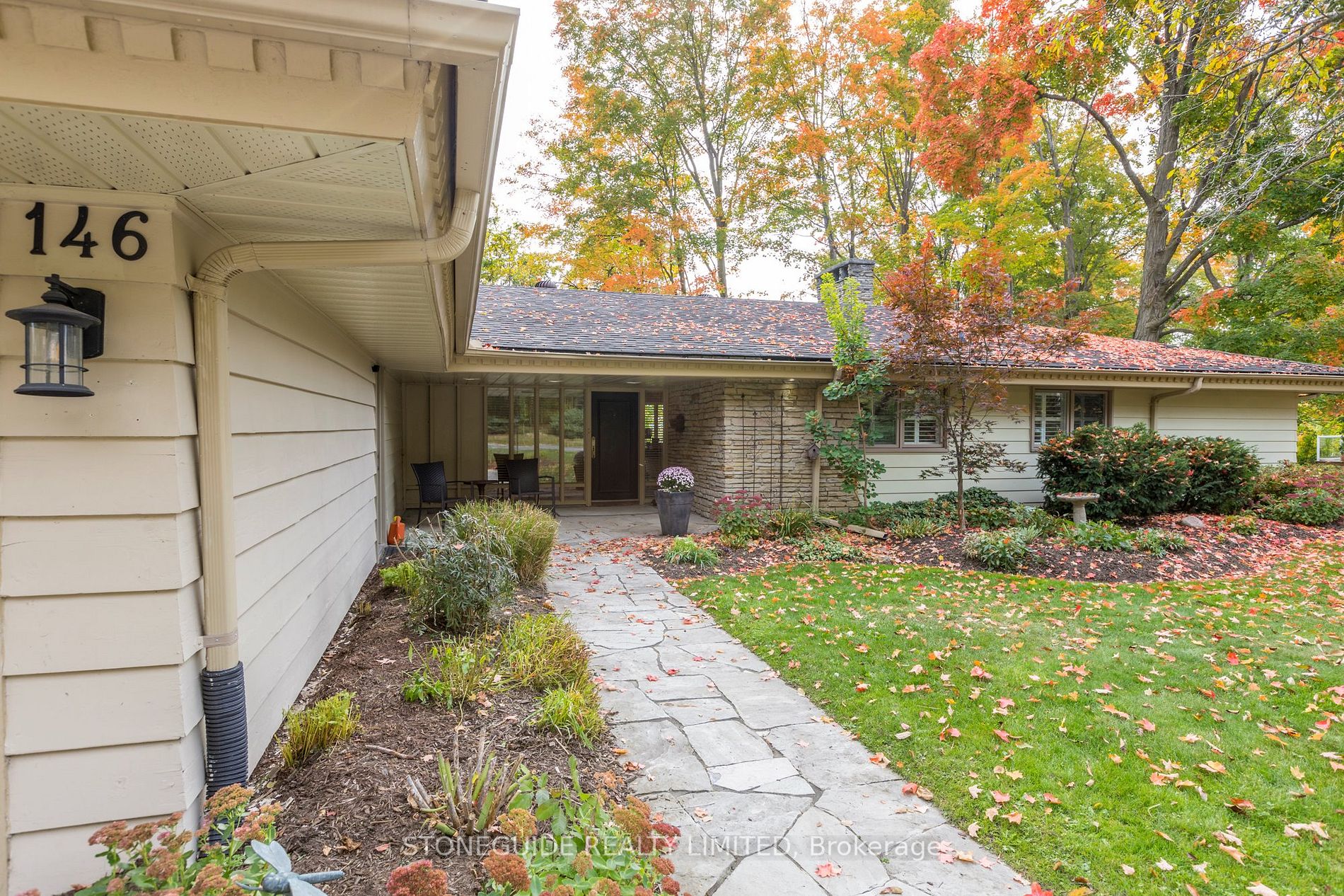 146 Ridgewood Rd