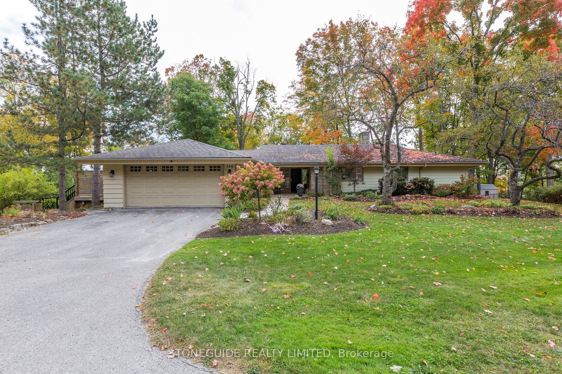 146 Ridgewood Rd