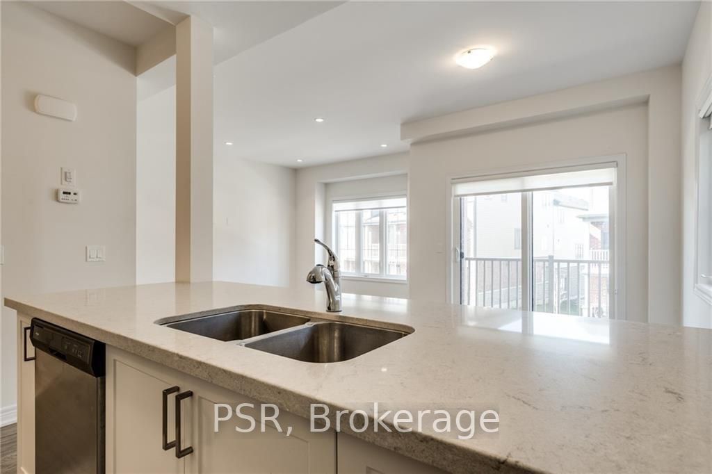 14 Ridgeside Lane, #24
