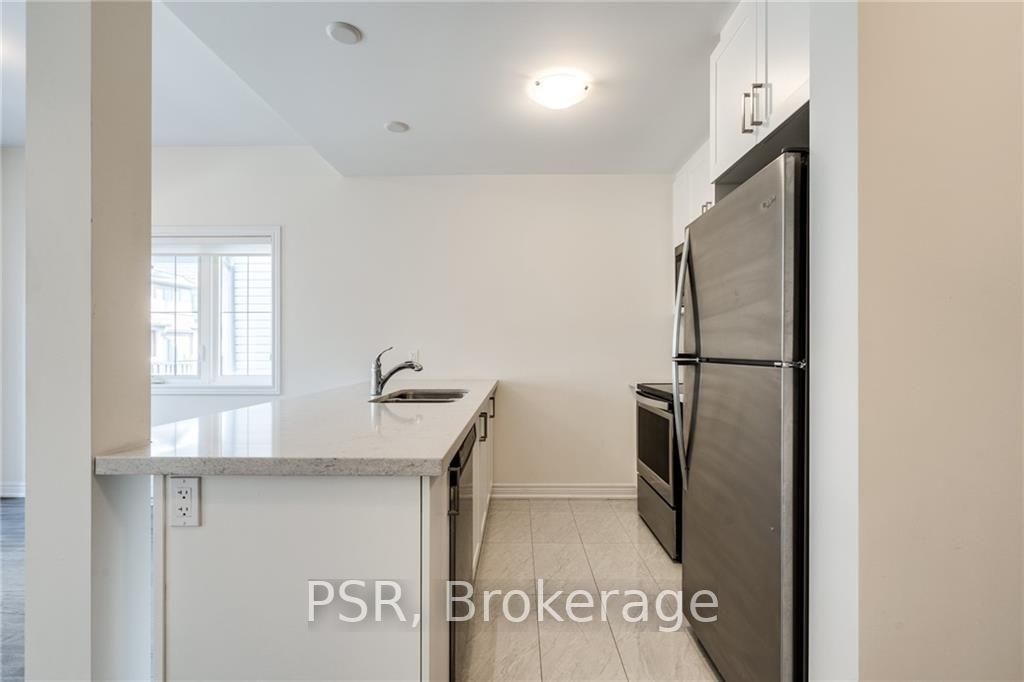 14 Ridgeside Lane, #24