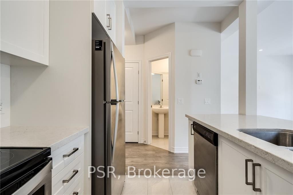 14 Ridgeside Lane, #24