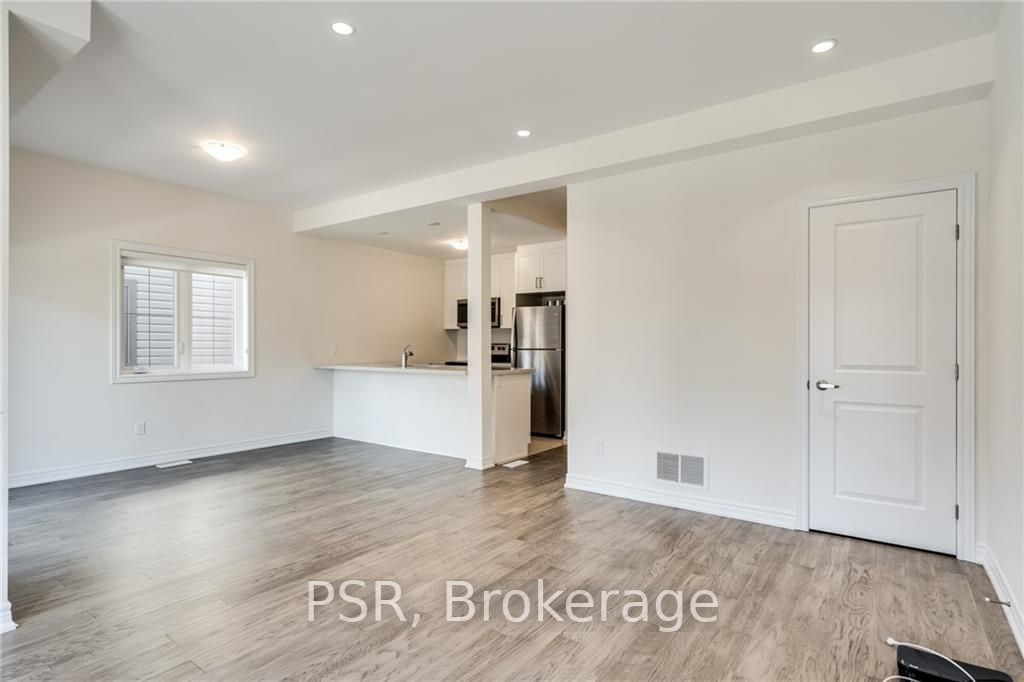 14 Ridgeside Lane, #24