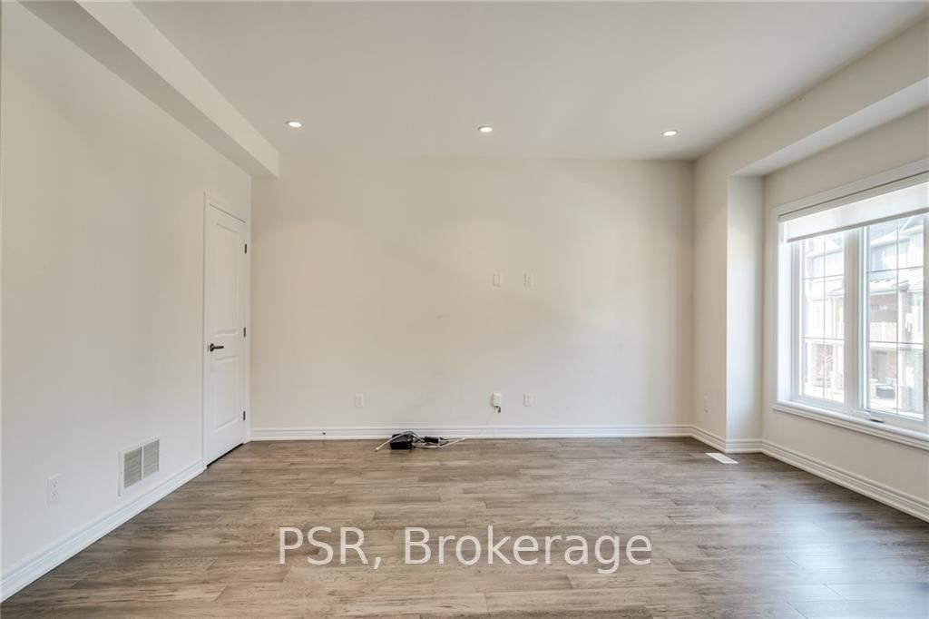 14 Ridgeside Lane, #24