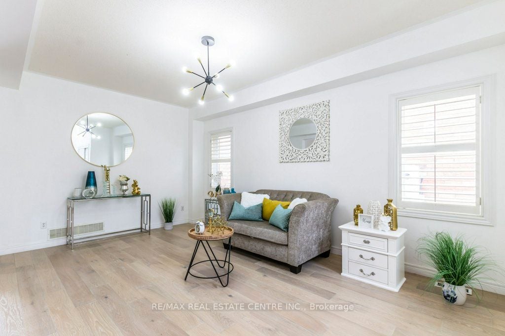 252 Thorner Dr