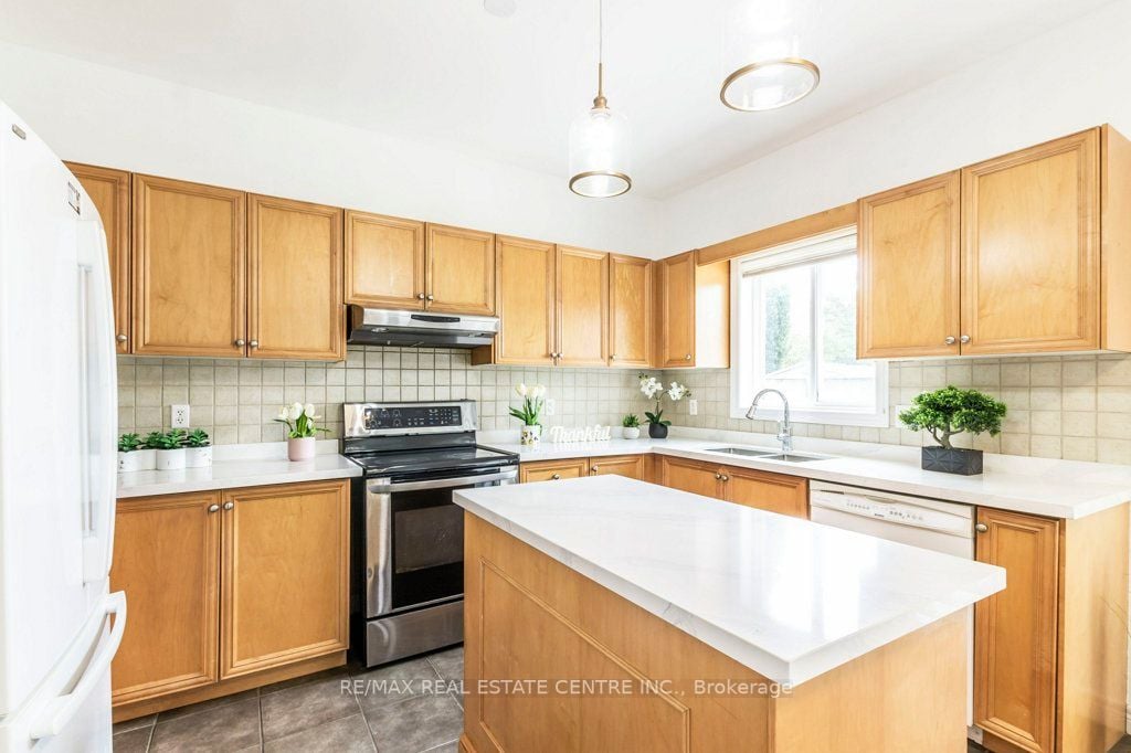 252 Thorner Dr