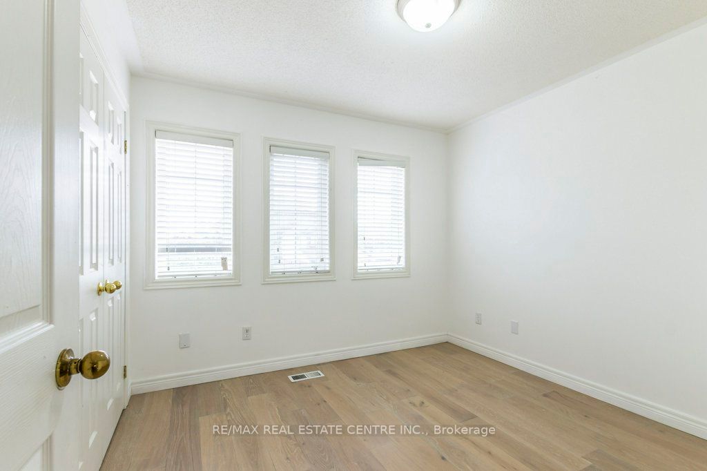 252 Thorner Dr