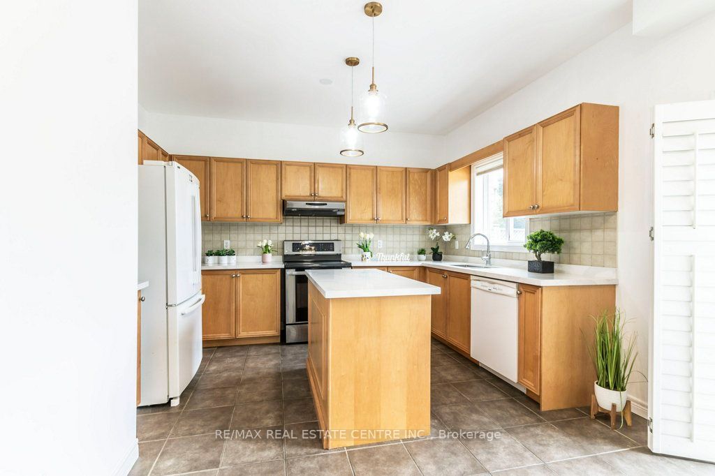 252 Thorner Dr