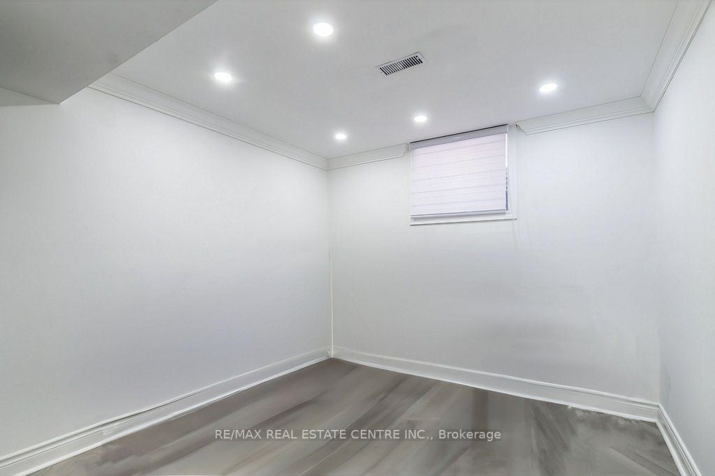 252 Thorner Dr