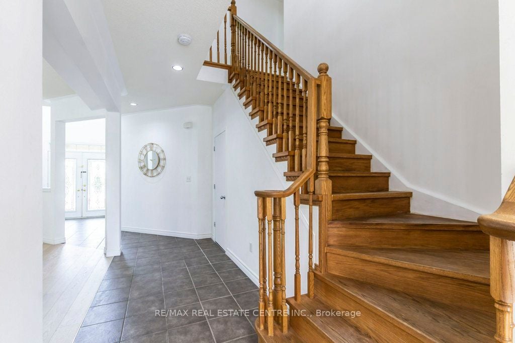 252 Thorner Dr