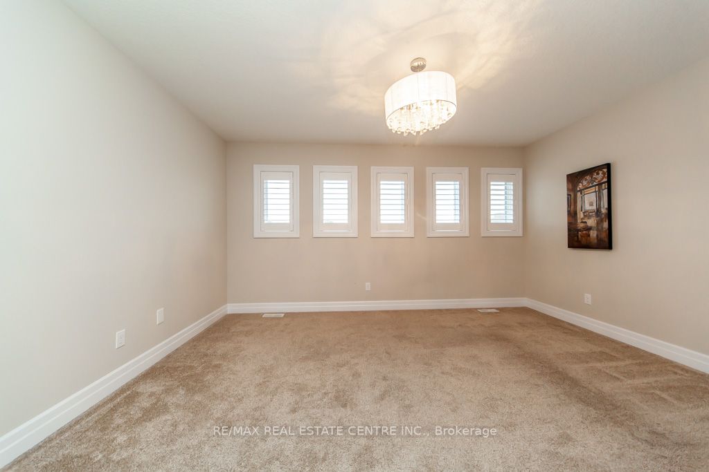 153 Green Gate Boulevard