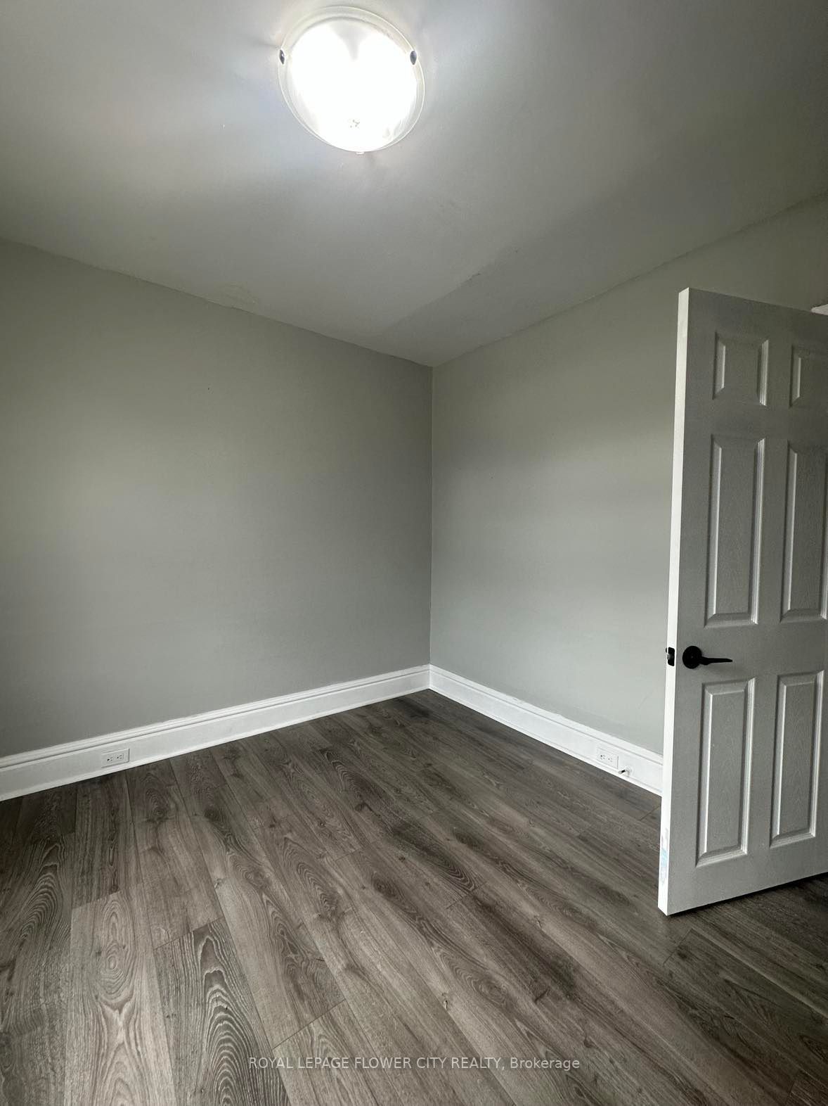 1 Fairholt Road N #5