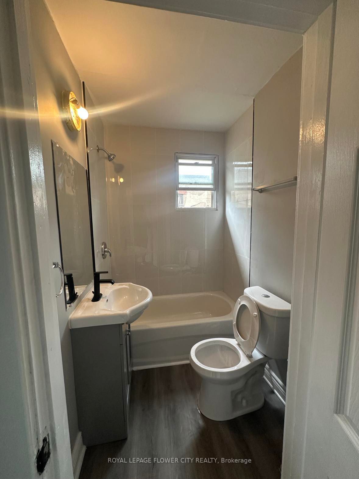 1 Fairholt Road N #5