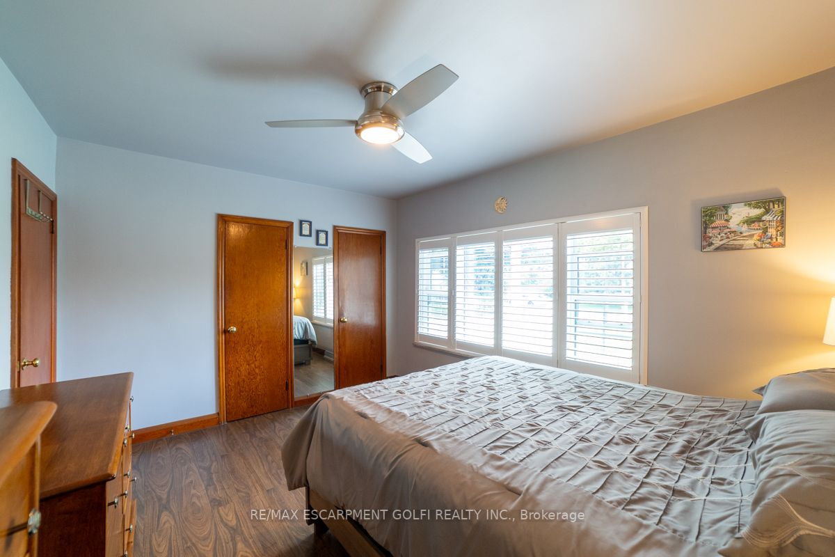 109 Sunning Hill Ave
