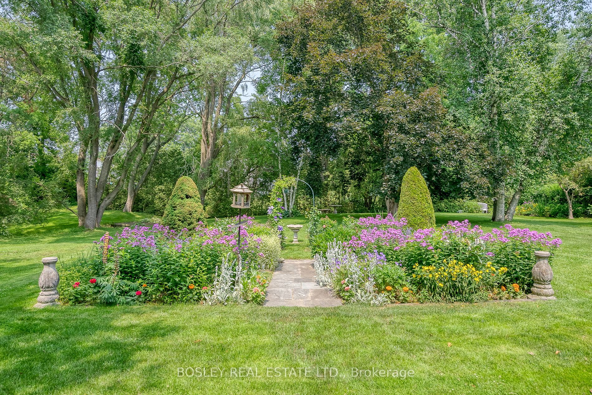 136 Old Danforth Rd