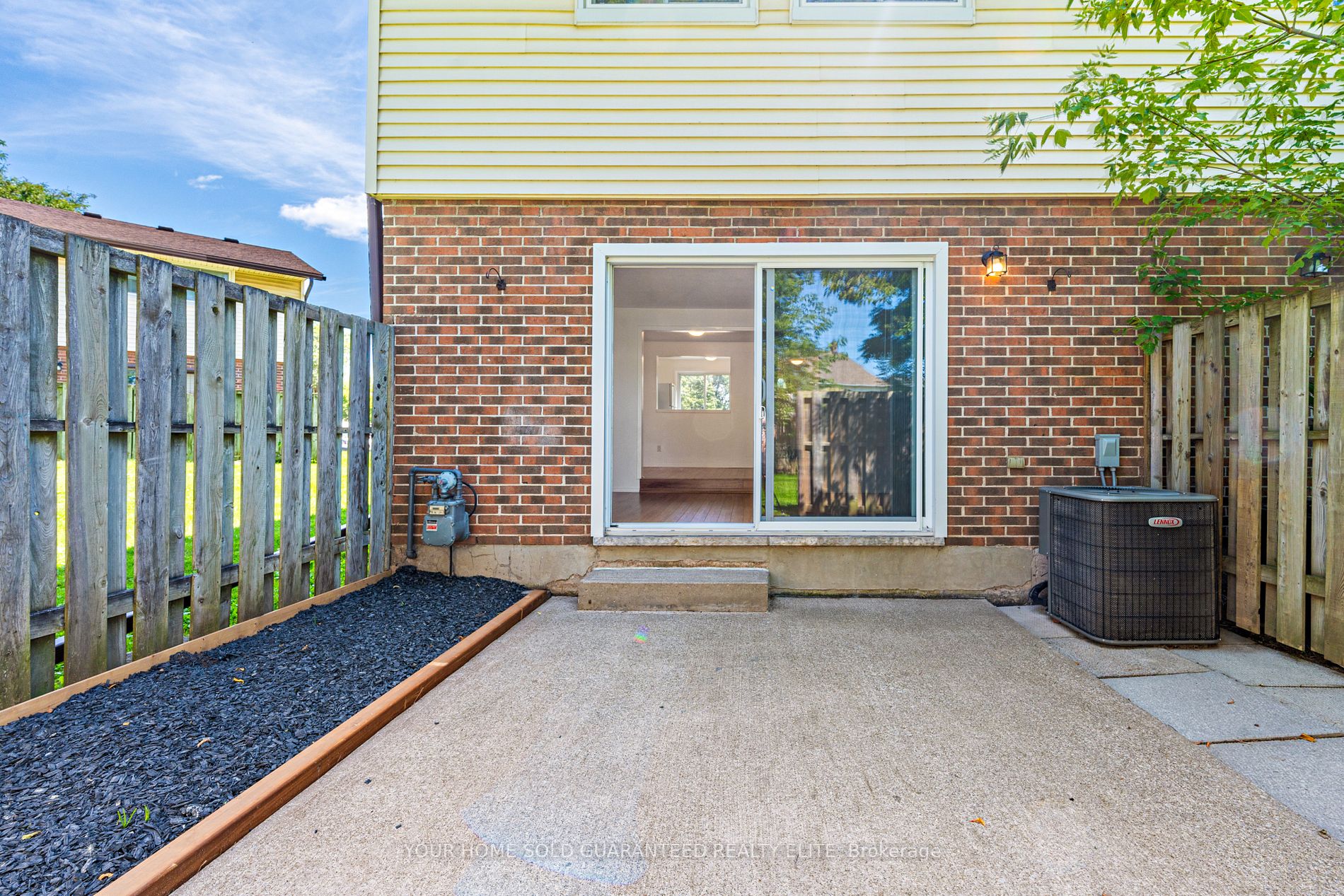 5982 Dunn St, #9