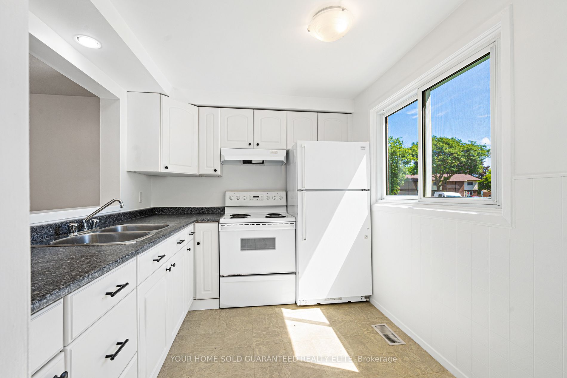 5982 Dunn St, #9