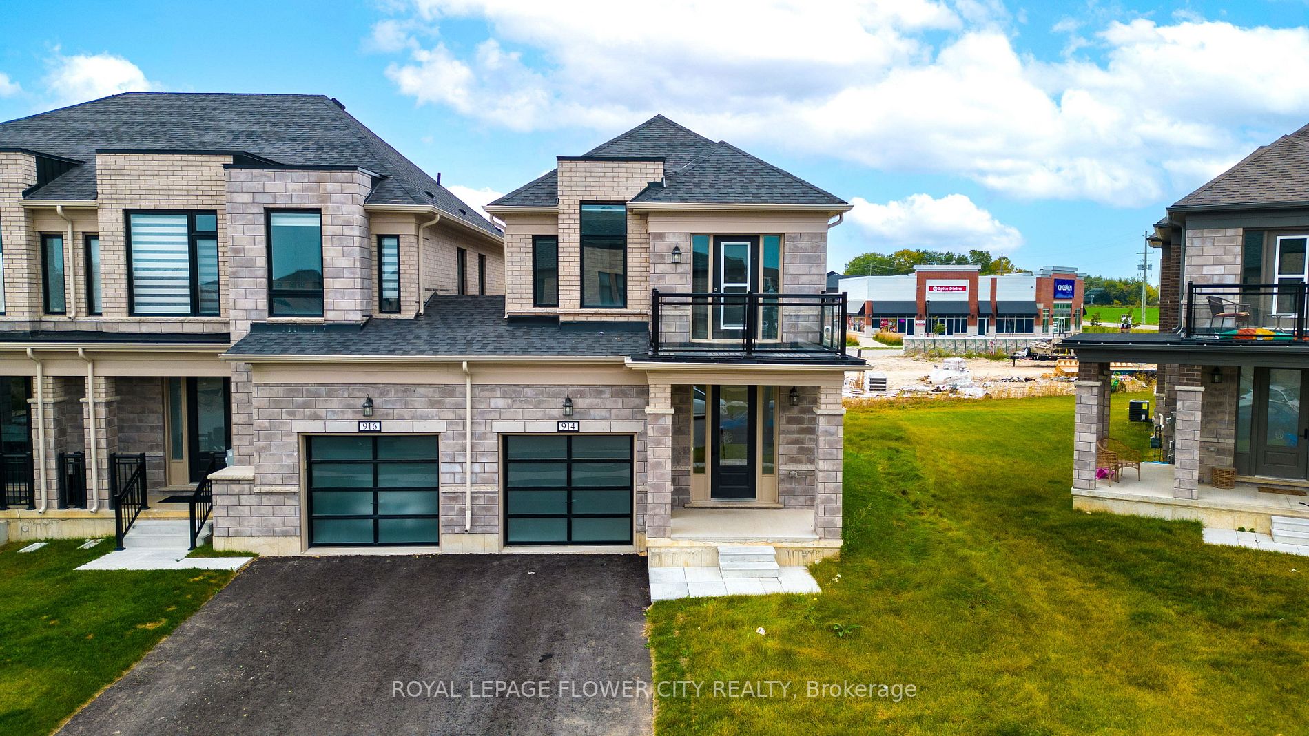 914 Sobeski Ave