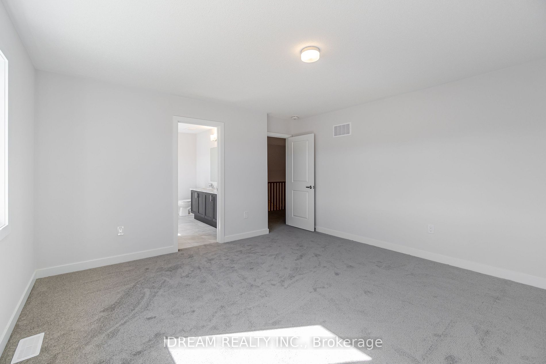 10 Bird St
