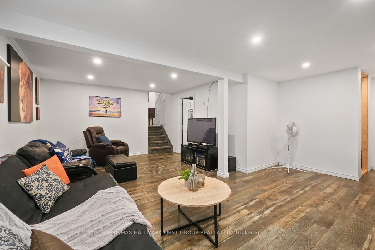 226 Corbett Dr