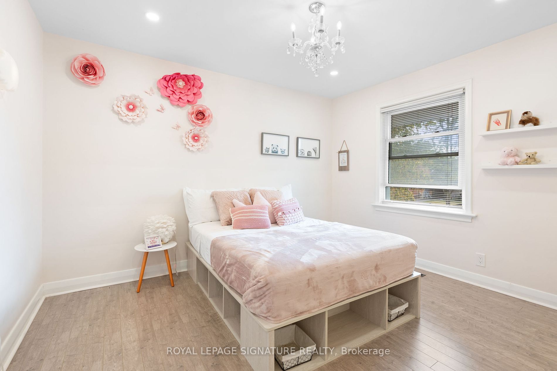 22 Coronation Cres