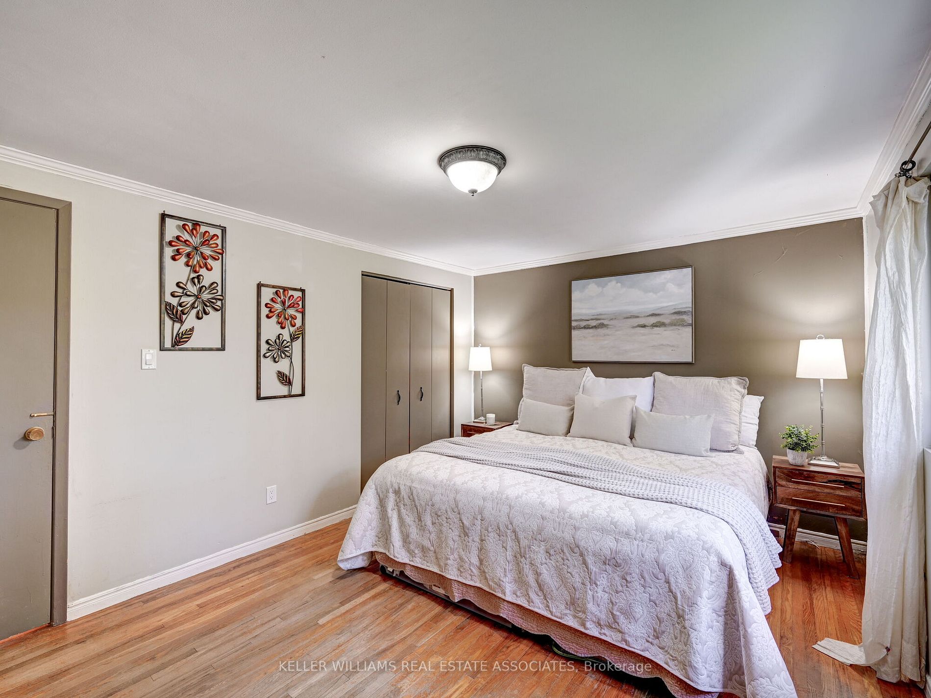 139 Susan St