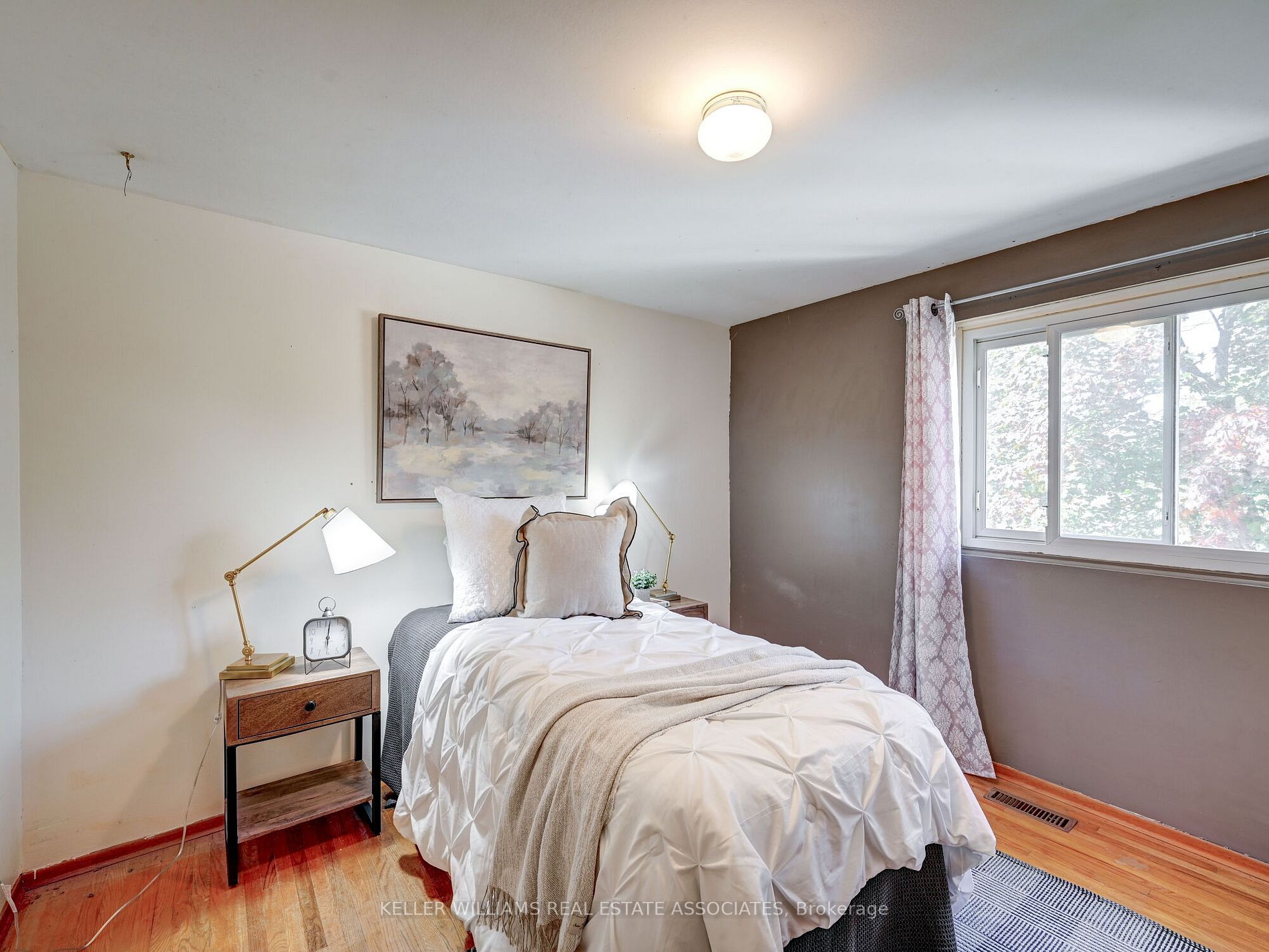 139 Susan St