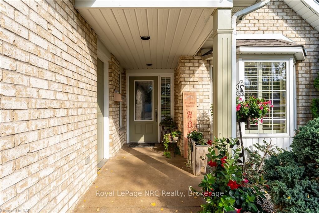 1 Cedar Crt