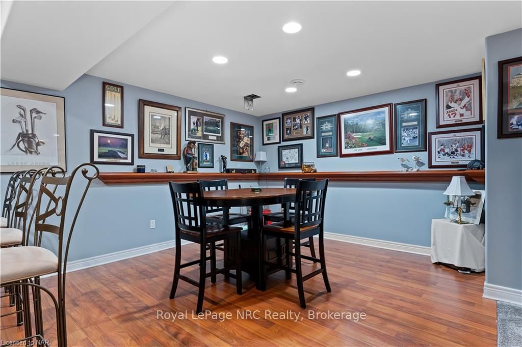 1 Cedar Crt