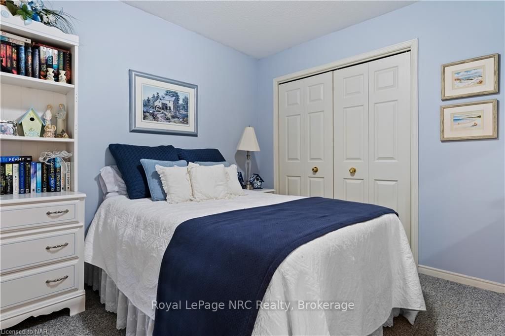 1 Cedar Crt