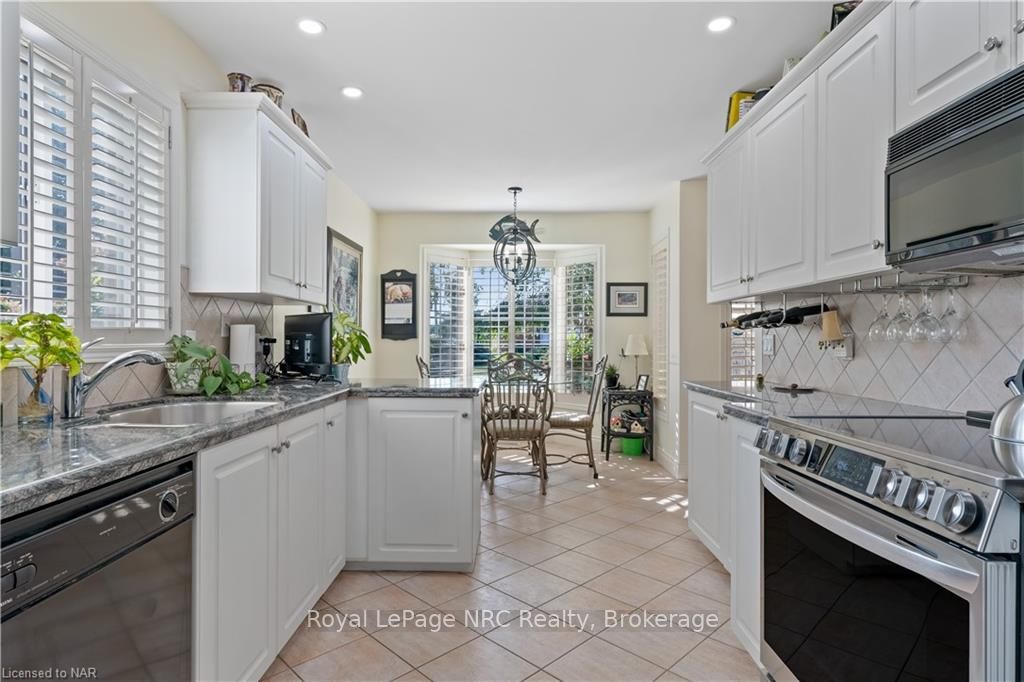 1 Cedar Crt