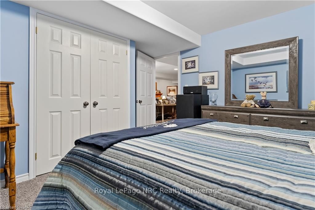 1 Cedar Crt